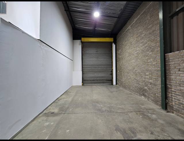 331M² WAREHOUSE TO LET IN MEADOWDALE